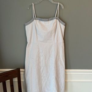 Isaac Mizrahi Grey Seersucker Dress